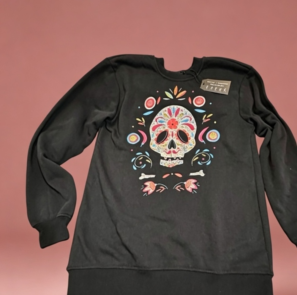 Better Together Black Sweatshirt with Colorful Skull Design XS‎